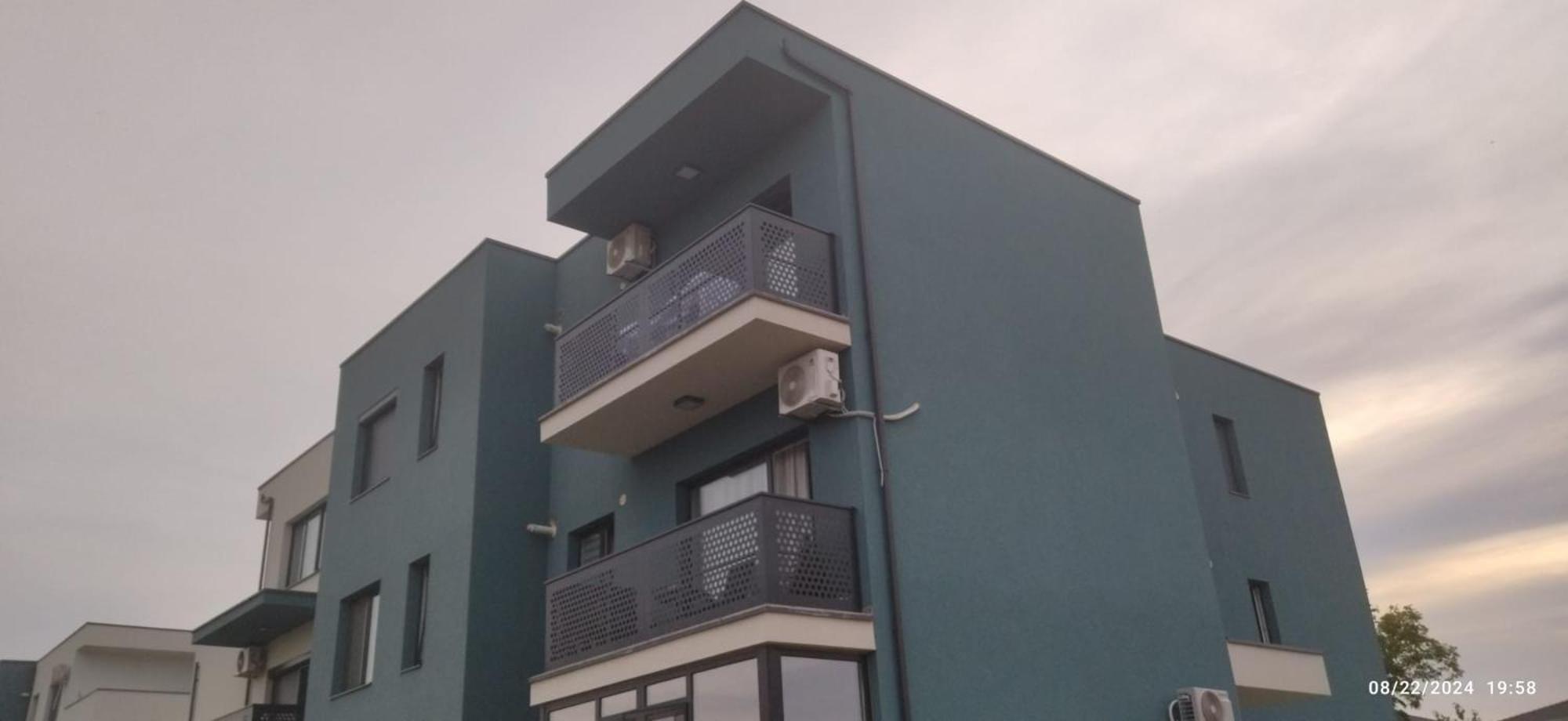 Sweet Cloud Residence Dumbravita  ภายนอก รูปภาพ