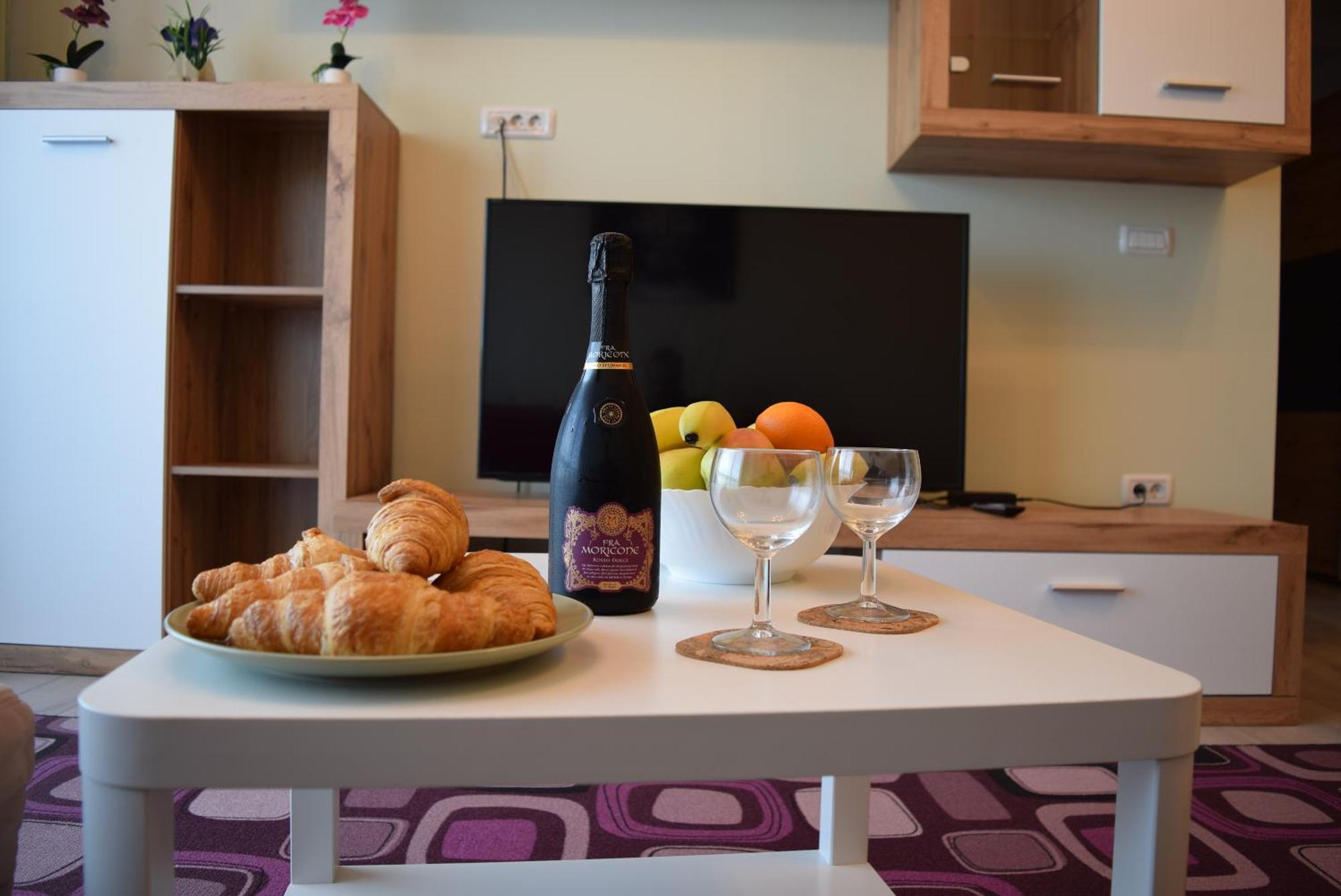 Sweet Cloud Residence Dumbravita  ภายนอก รูปภาพ